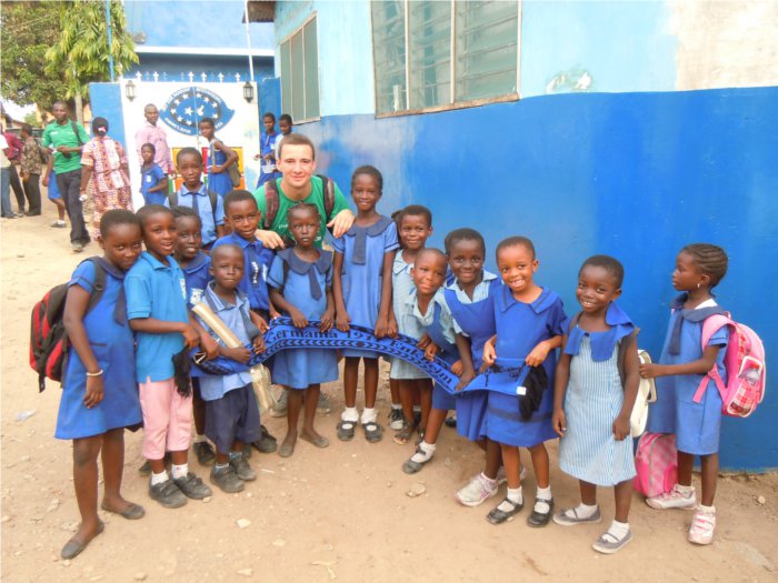 Ein Schal geht auf Reisen - Ghana