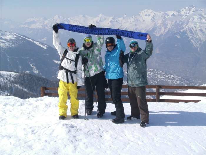 Ein Schal geht auf Reisen - Wallis