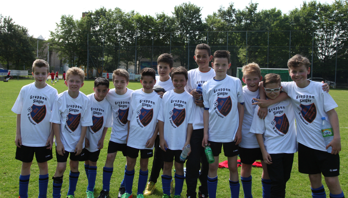 Saison 2013/14 Meistermannschaft D3-Jugend Germania Enkheim