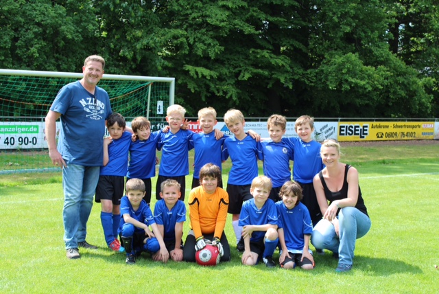 Mannschaftsfoto F4-Jugende FC Germania Enkheim
